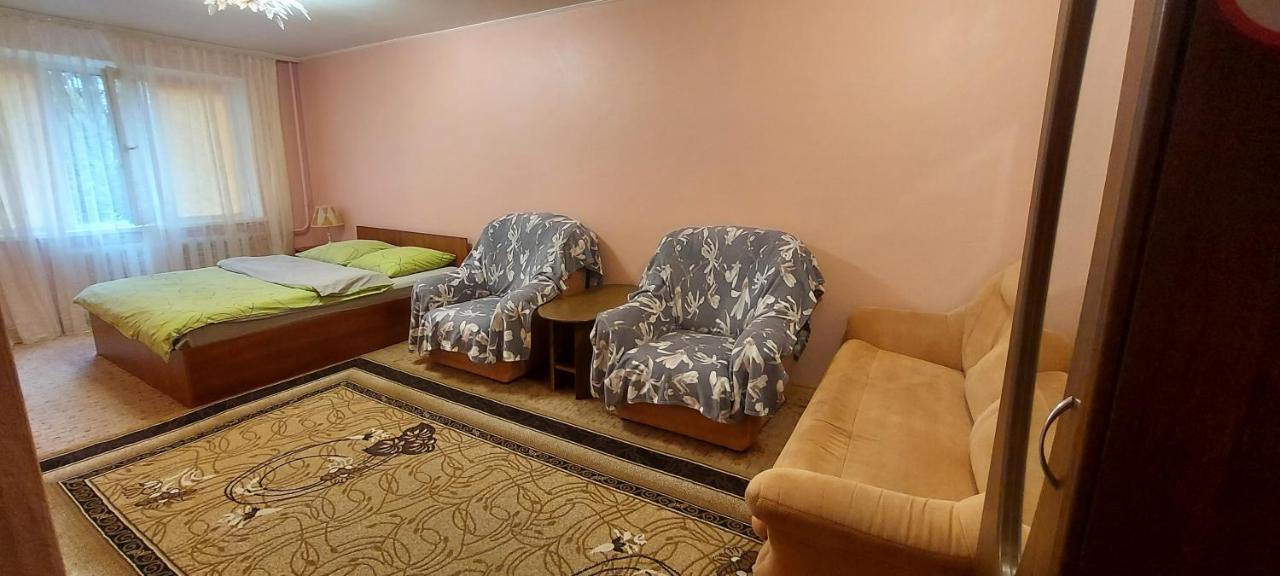 Nice Apartment เคียฟ ภายนอก รูปภาพ